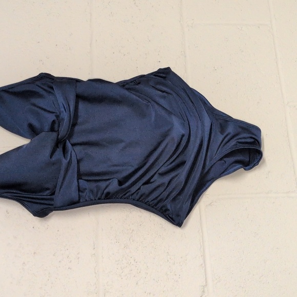 Women's Navy Blue One Piece Adjustable Strap Slimming Swimsuit Size Small - Picture 3 of 6